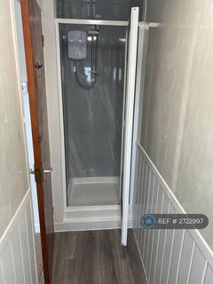 1 bedroom in a house share to rent, North Road East, Plymouth, PL4