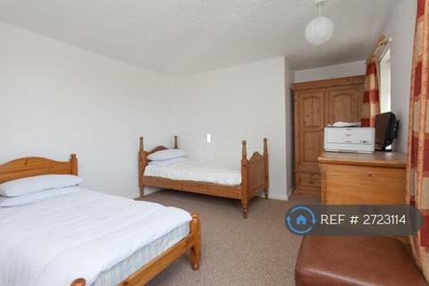 undefined, Alder Grove, New Ollerton, Newark, NG22