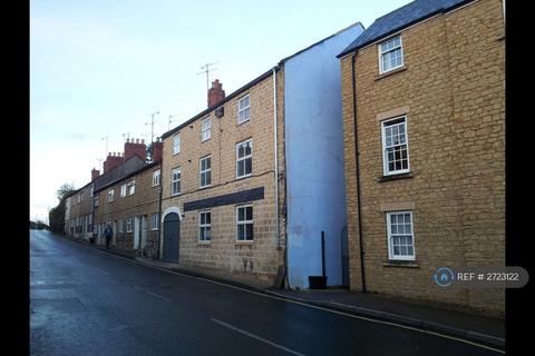 2 bedroom flat to rent, The Antelope, Crewkerne, TA18