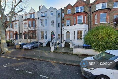 2 bedroom flat to rent, Brondesbury Villas, London, NW6