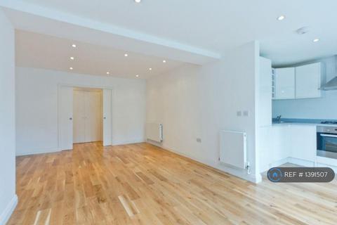 2 bedroom flat to rent, Brondesbury Villas, London, NW6
