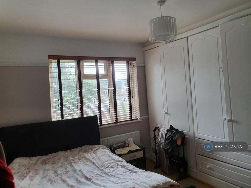 2nd Bedroom