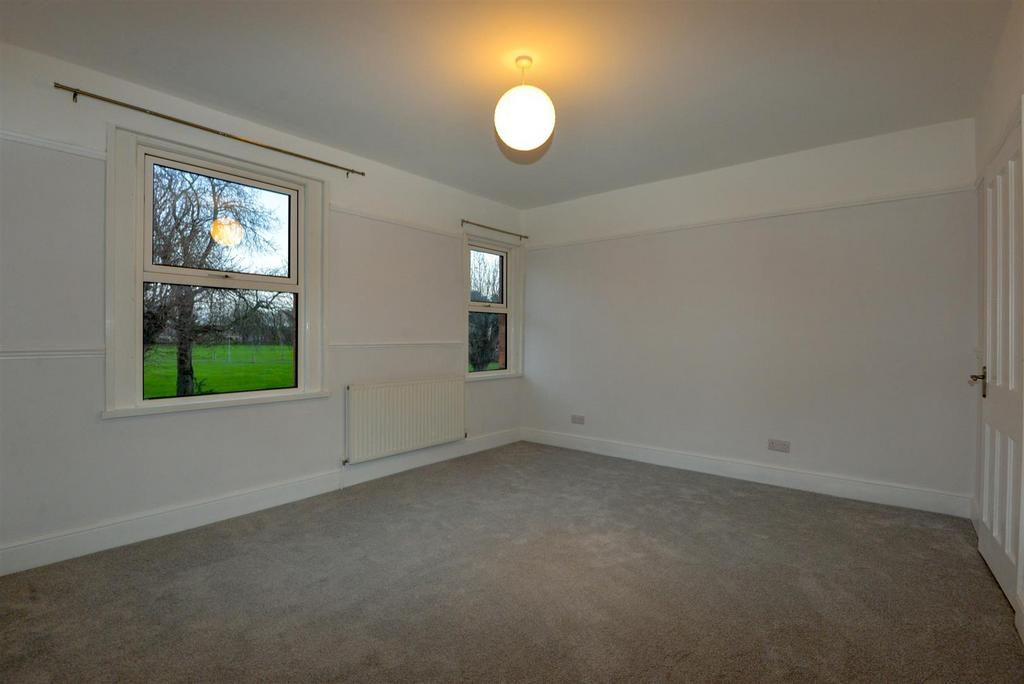 Bedroom1 2.jpg