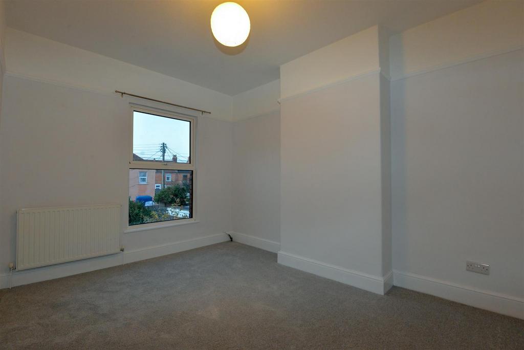 Bedroom2 1.jpg