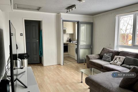 Studio to rent, Berners Way, Broxbourne, EN10