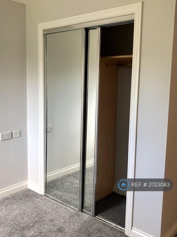 Bedroom 1.2