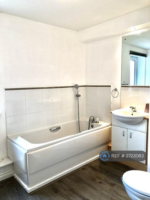 Main Bathroom