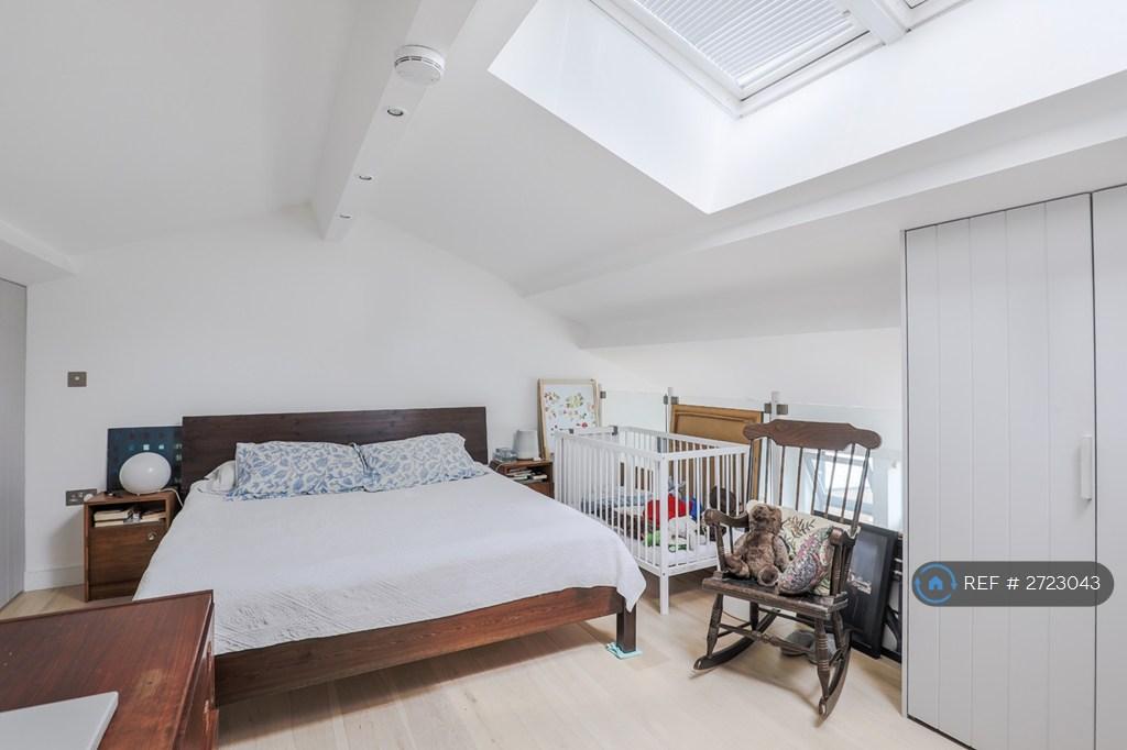Mezzanine / Bedroom