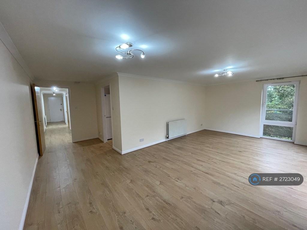 Living/Dining Space