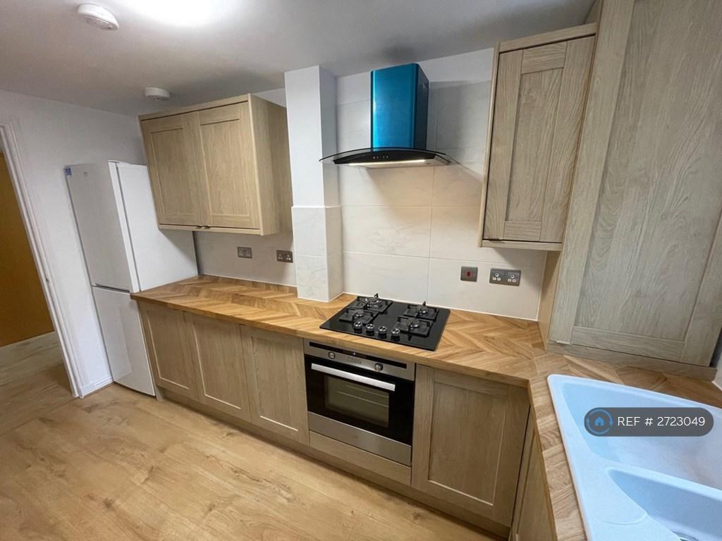 New Kitchen With Fridge Freezer