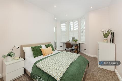 2 bedroom flat to rent, Lower Oldfield Park, Bath, BA2