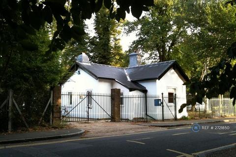 undefined, Wildcroft Road, Putney Heath, SW15