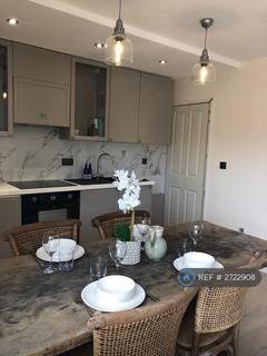 2 bedroom flat to rent, Forest Row, Forest Row, RH18