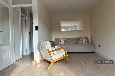 2 bedroom flat to rent, Forest Row, Forest Row, RH18