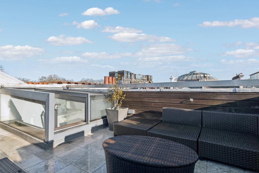 Roof Terrace