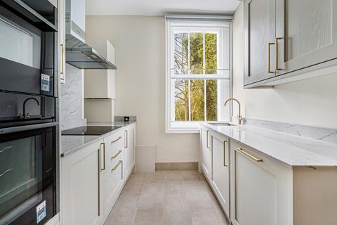 undefined, Grove Park Terrace, London
