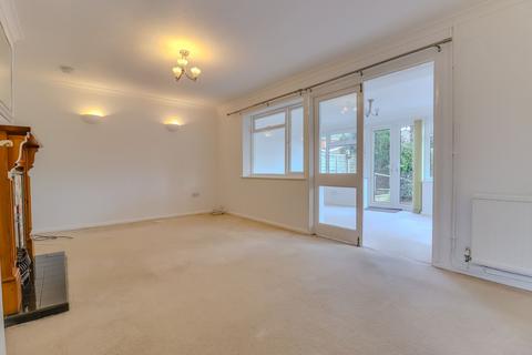 2 bedroom semi-detached bungalow for sale, St. Martins Drive, Desford, LE9