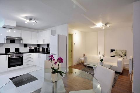 undefined, Cleveland Street, Fitzrovia, London, W1T