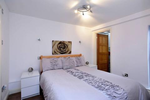 undefined, Cleveland Street, Fitzrovia, London, W1T
