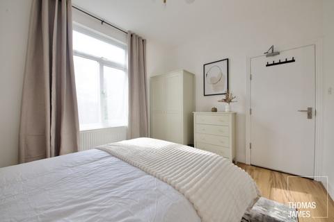1 bedroom flat to rent, Sidney Avenue, London, N13