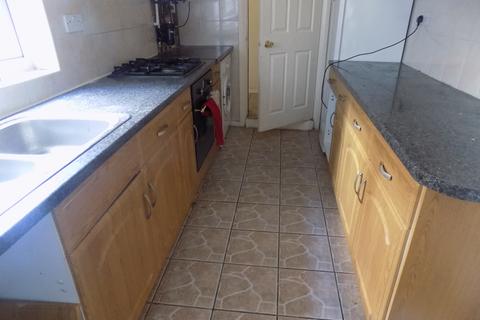 undefined, Ivy Road, Luton, Bedfordshire