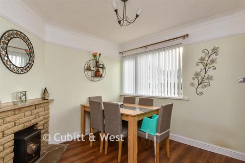 undefined, Falkland Avenue, Littlehampton BN17