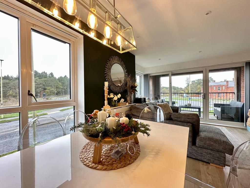 Dining/Living