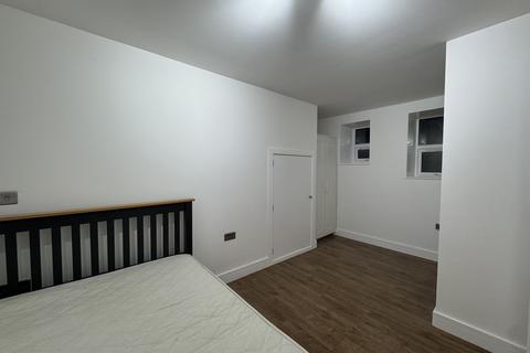 undefined, Lampton Road, Hounslow TW3