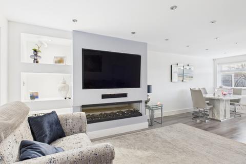 undefined, Mendip Close, Royton, Oldham, OL2 5EY