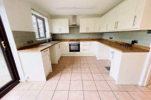 3 bedroom semi-detached house to rent, Gobannium Way, Ysbytty Fields, NP7