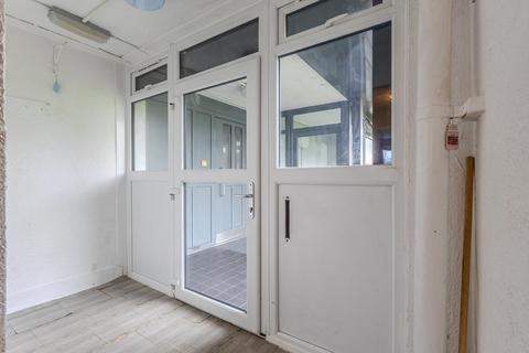 undefined, Burns Court, Kirkintilloch, Glasgow, G66 2NP