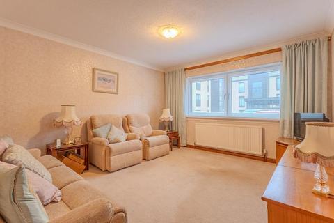 undefined, Queen Street, Kirkintilloch, Glasgow, G66 1JL