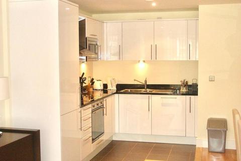 undefined, 73B Drayton Park, Highbury & Islington, Arsenal, London, N5 1DX