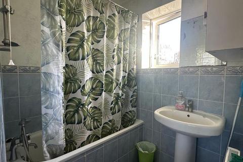 undefined, Brassie Avenue, London, W3 7DE