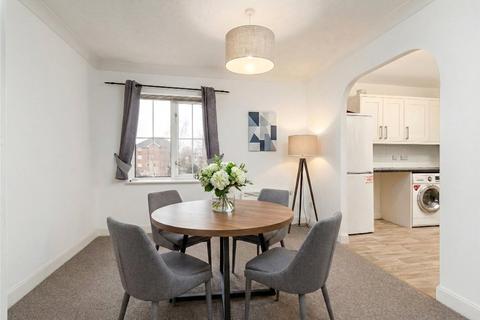 3 bedroom apartment for sale, Seager Drive, Cardiff, CF11