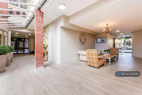 1 bedroom flat to rent, Grove End House, London, NW8