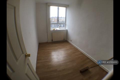 undefined, Old Church Road, London, E1