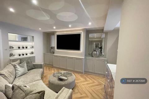 undefined, Clarendon Avenue, Leamington Spa, CV32
