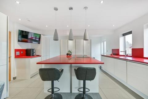 undefined, Huntercombe Lane South, Maidenhead, Berkshire, SL6