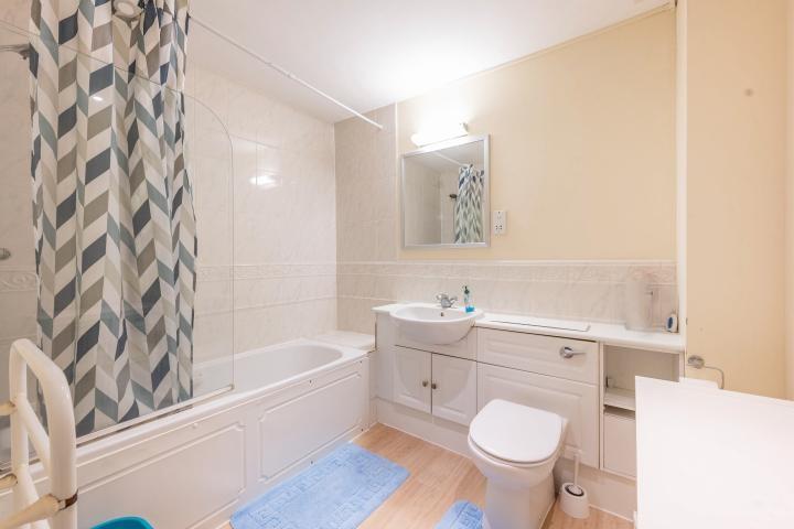 Chpk1325761 large-33-21 jpg