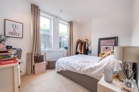 undefined, Undine Street, London, SW17