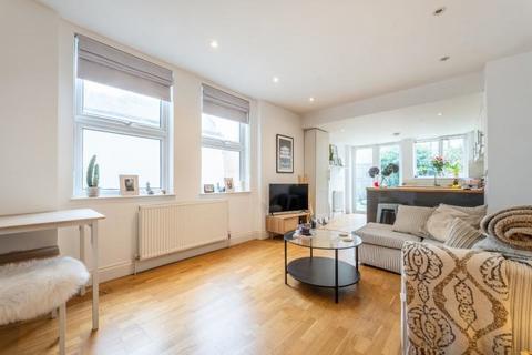 undefined, Undine Street, London, SW17