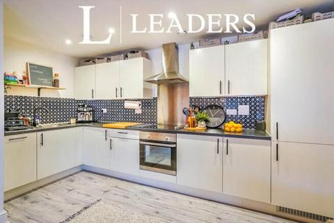 undefined, Cypress Road, Luton, Bedfordshire