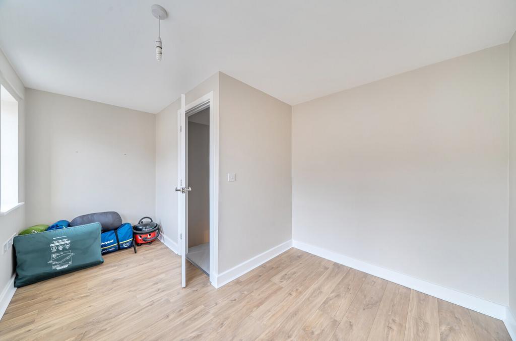 1386265-7-6936e47...