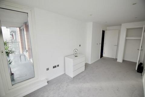 2 bedroom apartment to rent, 18 Western Gateway, Royal Docks, London