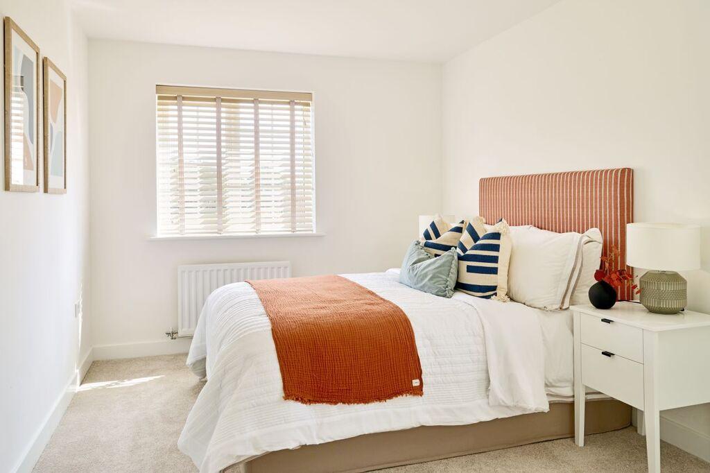 Resized for CMS - Lyneham Fields Kempthorne...