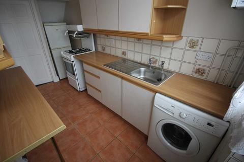 undefined, Chester Avenue, Luton LU4