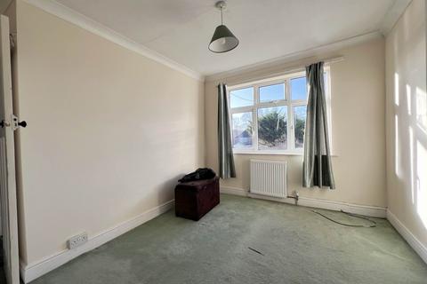 undefined, Chester Avenue, Luton LU4