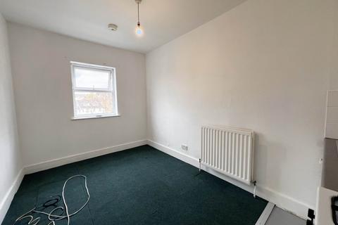 undefined, High Town Road, Luton LU2