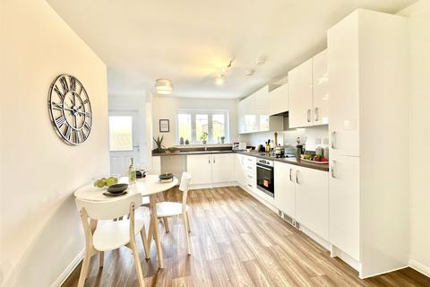 2 bedroom semi-detached house for sale, Tithecott Way, Northam, Bideford, Devon, EX39